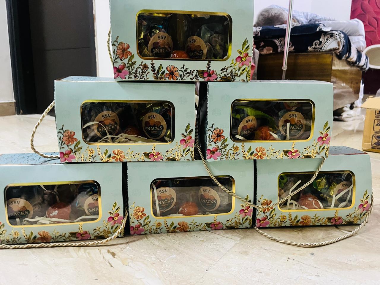 SSV Masale Premium Floral Gift Hampers